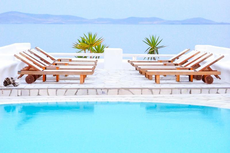 Paolas Sunset Aparthotel Agios Stefanos (Mykonos)
